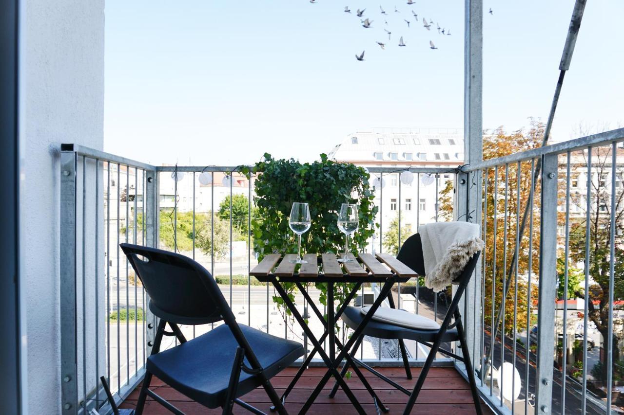 Large Apartments - Great For Groups - With Balcony Or Terrace ウィーン エクステリア 写真