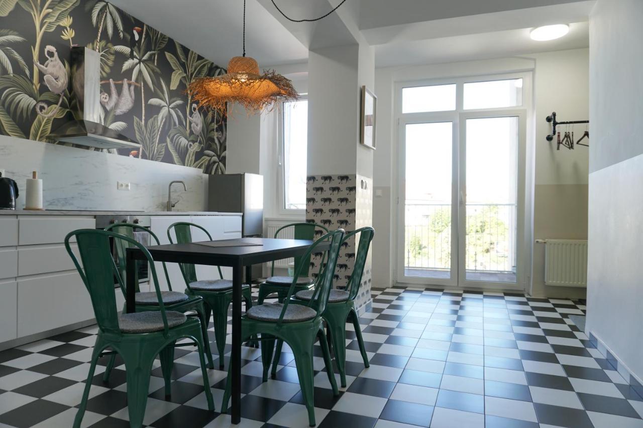 Large Apartments - Great For Groups - With Balcony Or Terrace ウィーン エクステリア 写真