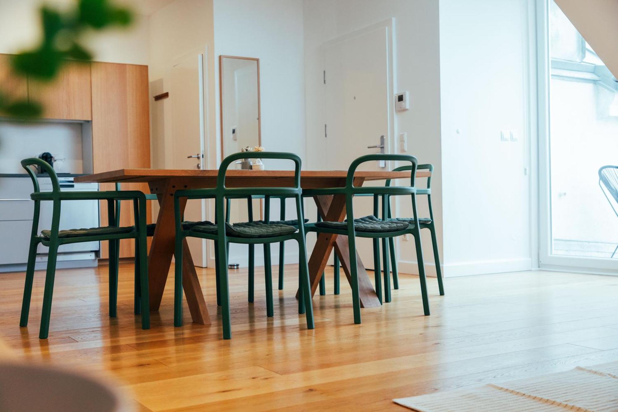 Large Apartments - Great For Groups - With Balcony Or Terrace ウィーン エクステリア 写真